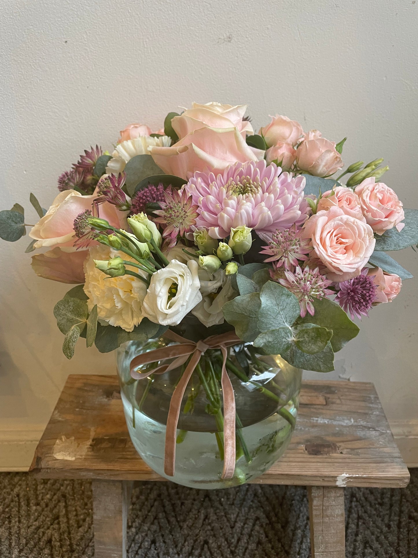 Florist Choice Flowers - Arrangements