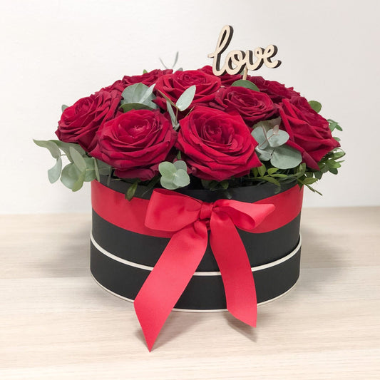 12 Red Rose Hatbox